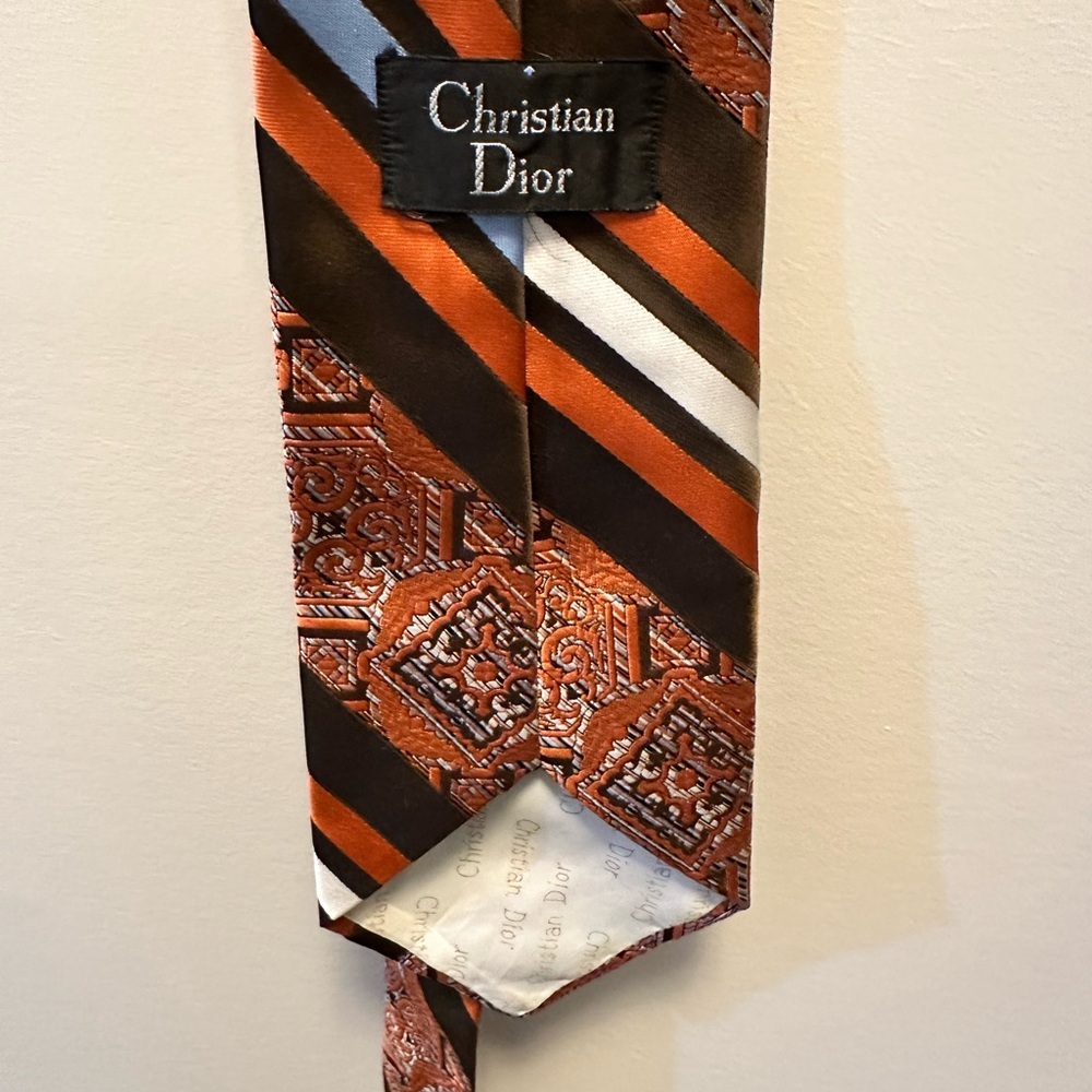 Luxury Christian Dior Ties! - Picture 9 of 13